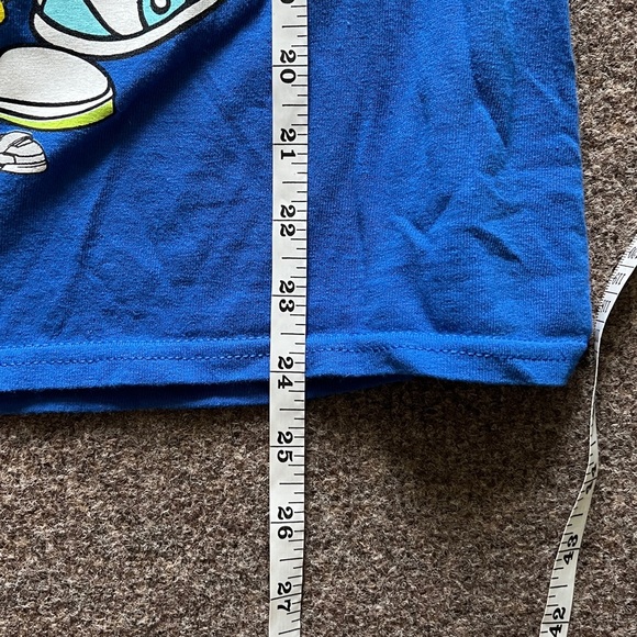 VTG 90s Looney Tunes Graphic Tshirt Basketball Squad Bugs Taz Daffy Tweety Small - Picture 8 of 10